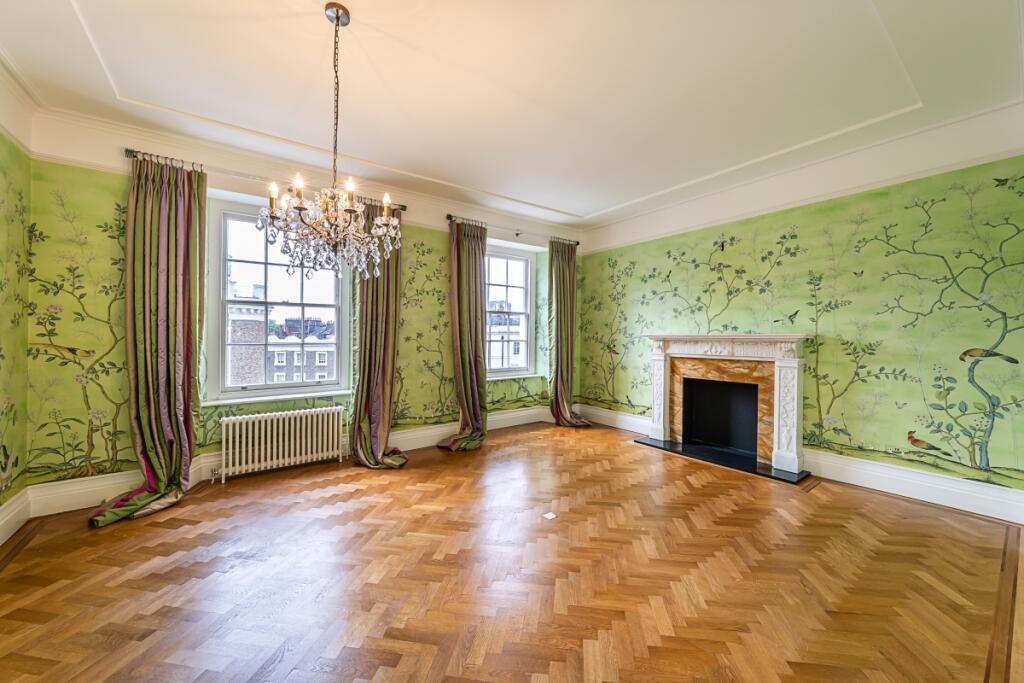3 bed 1st Floor Flat for rent in Westminster. From Hamptons Sales - Pimlico  Sales