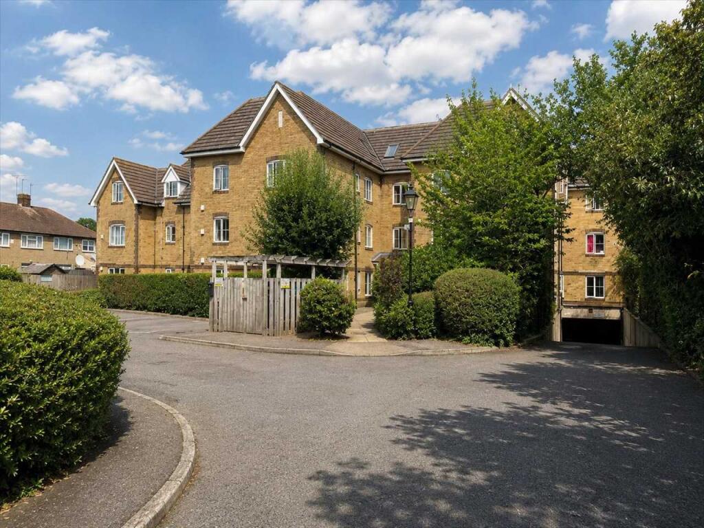 2 bed Apartment for rent in Harrow. From Woodrow Morris