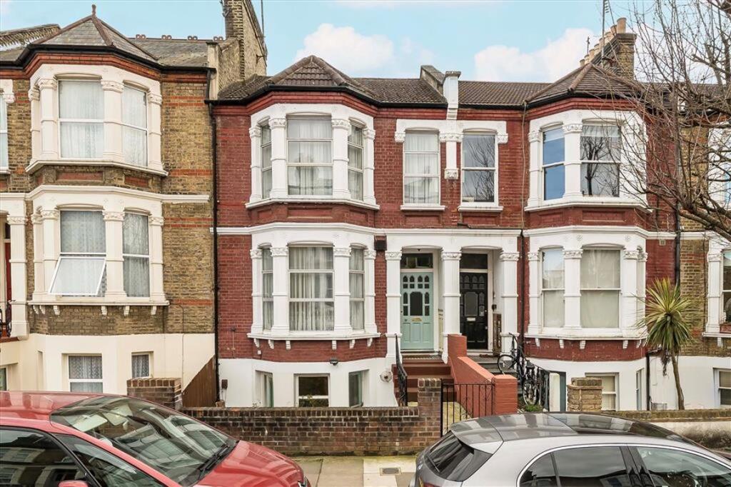 1 bed 1st Floor Flat for rent in Deptford. From Dexters - New Cross