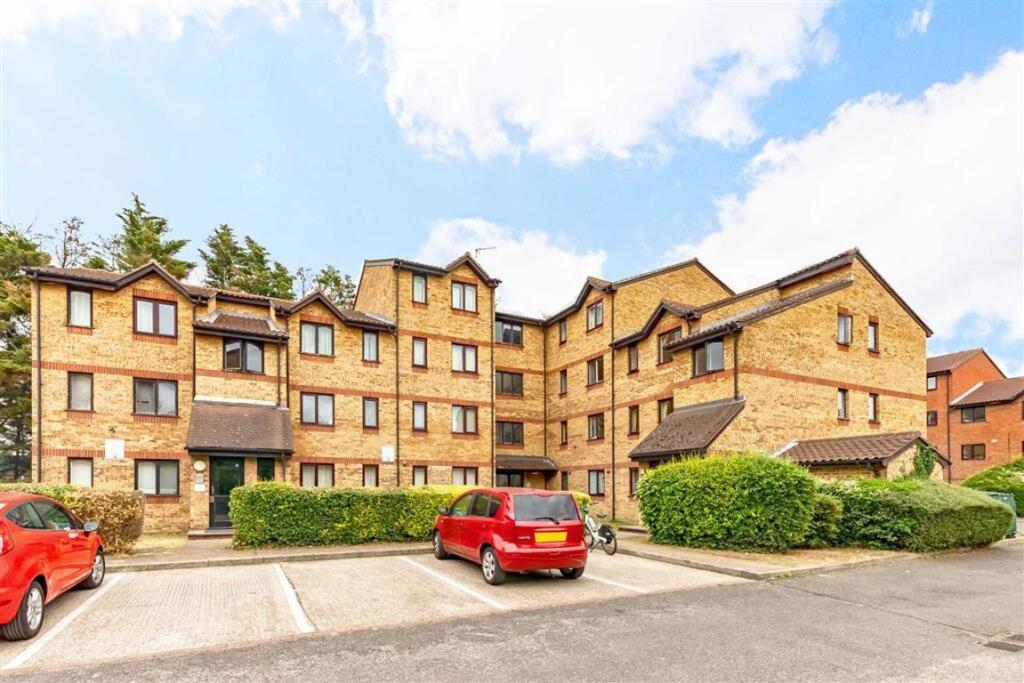 1 bed 1st Floor Flat for rent in Deptford. From Dexters - New Cross