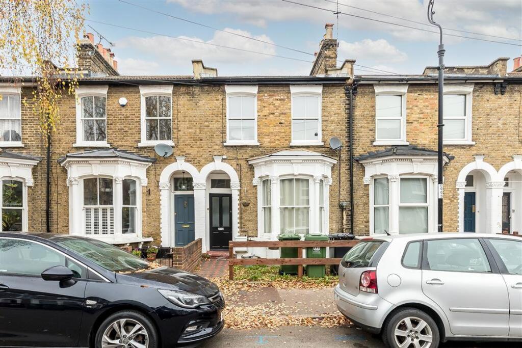 1 bed 1st Floor Flat for rent in Deptford. From Dexters - New Cross 1 bed 1st Floor Flat for rent in Deptford. From Dexters - New Cross