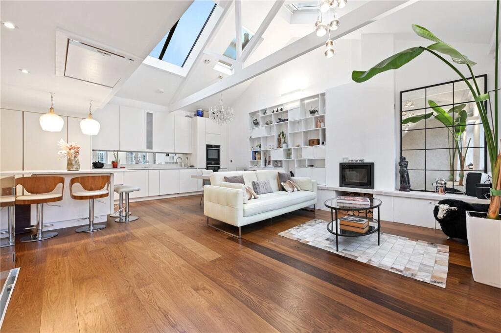 3 bed Detached for rent in London. From Winkworth - Notting Hill