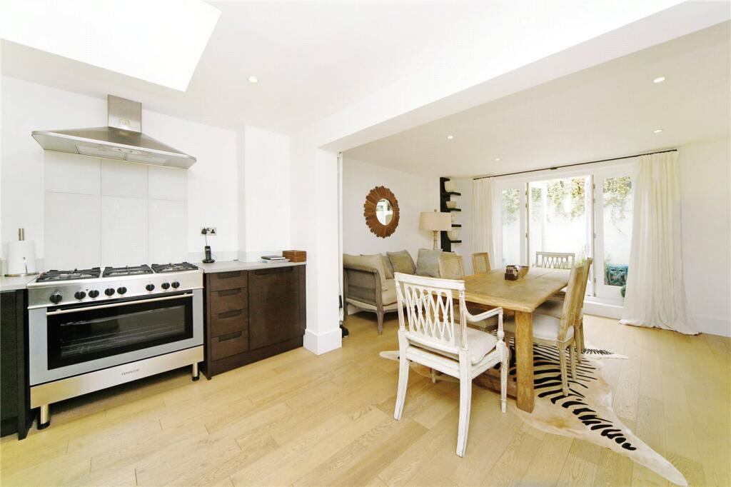 2 bed Annexe for rent in London. From Winkworth - Notting Hill 2 bed Annexe for rent in London. From Winkworth - Notting Hill