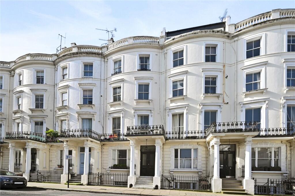 2 bed Apartment for rent in London. From Winkworth - Notting Hill