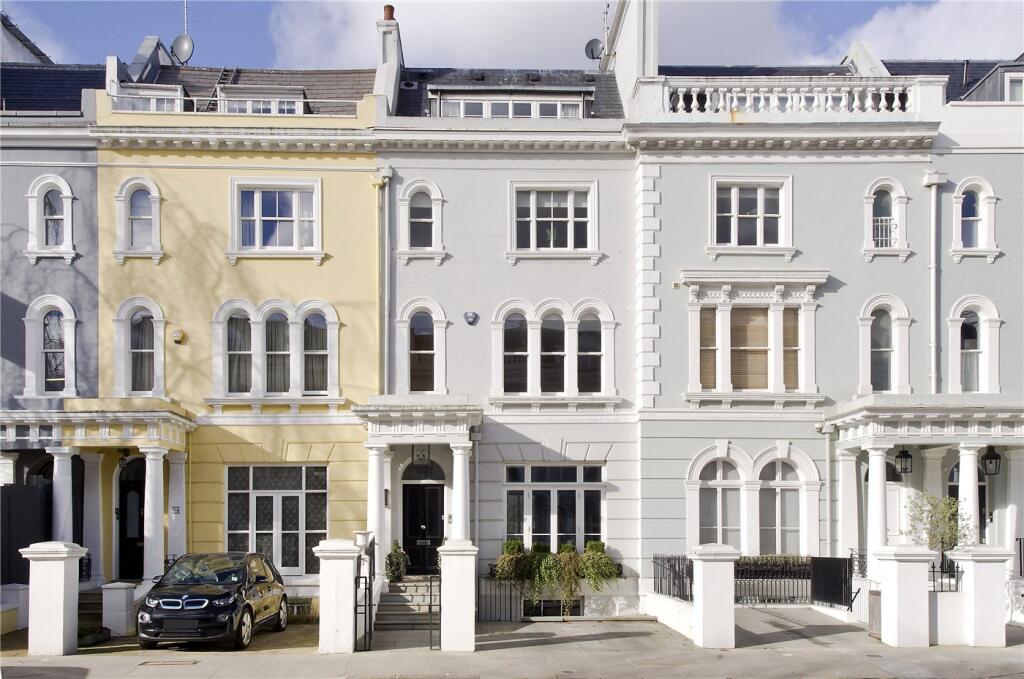 5 bed Mid Terraced House for rent in Kensington. From Winkworth - Notting Hill