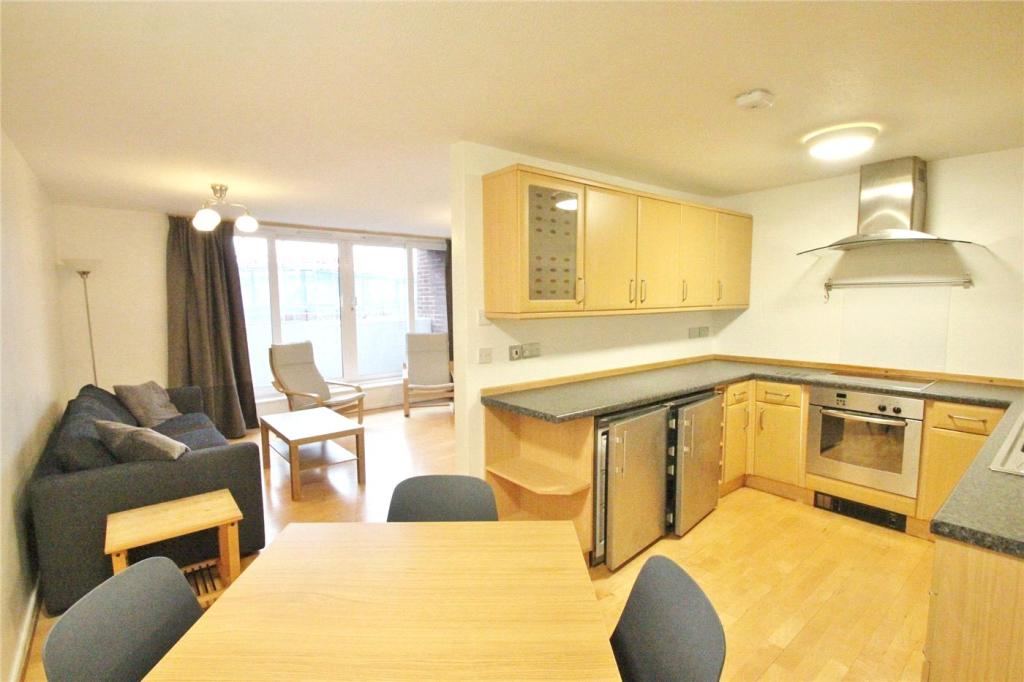 2 bed Apartment for rent in London. From Winkworth - Finchley