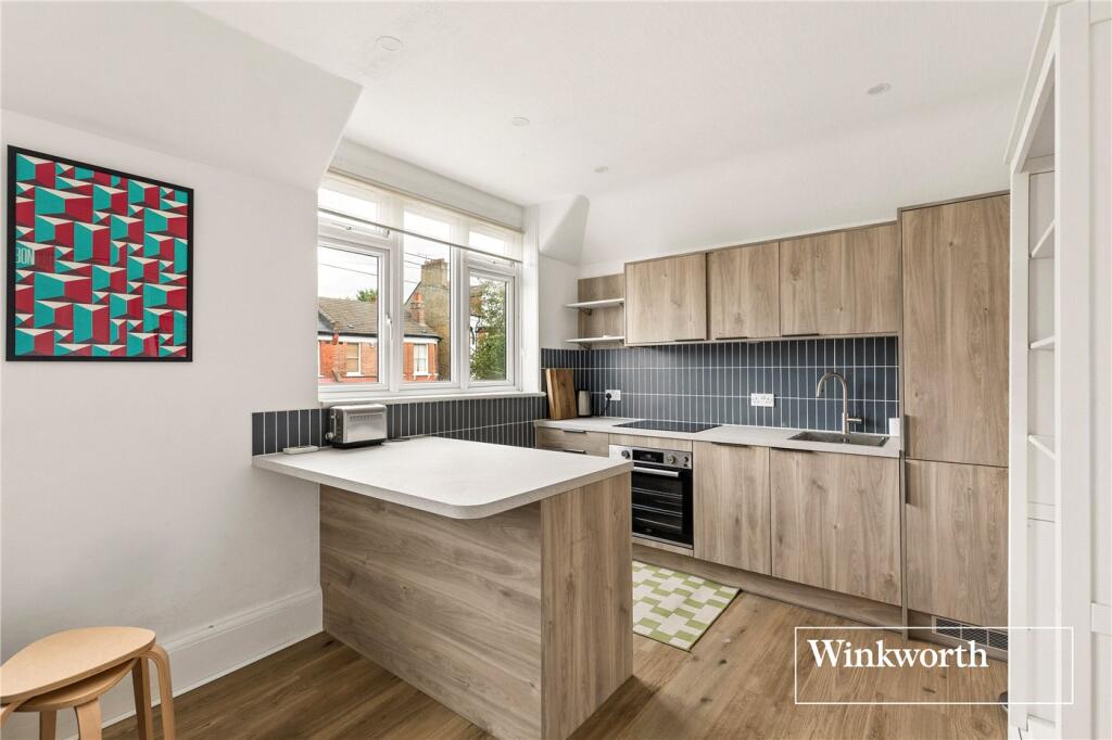 2 bed Apartment for rent in London. From Winkworth - Finchley