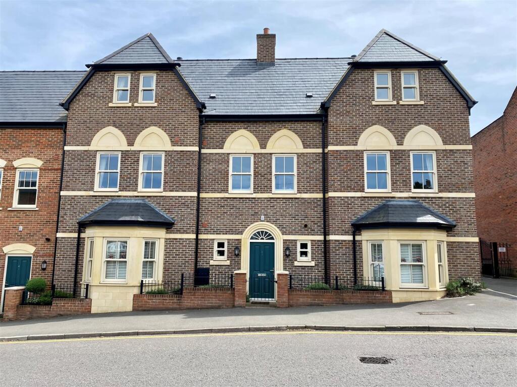 2 bed Apartment for rent in Berkhamsted. From Regent Estates - Berkhamsted
