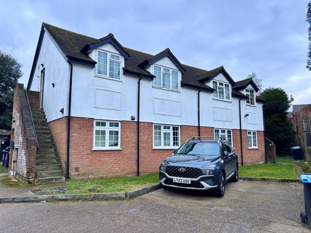 2 bed Apartment for rent in Berkhamsted. From Regent Estates - Berkhamsted
