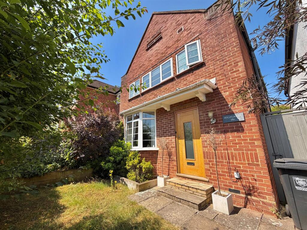 3 bed Detached for rent in Berkhamsted. From Regent Estates - Berkhamsted