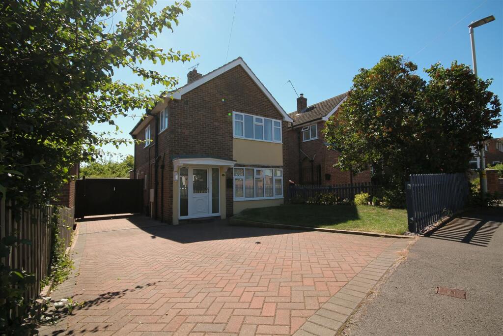 3 bed Detached for rent in Hemington. From Marble Property Services - Castle Donington 3 bed Detached for rent in Hemington. From Marble Property Services - Castle Donington