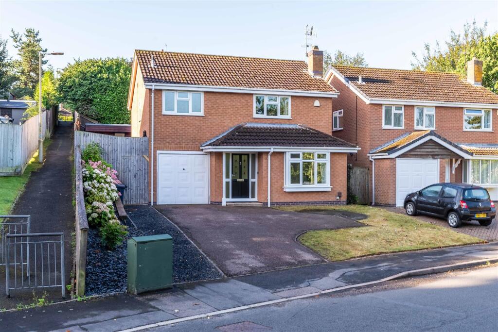 4 bed Detached for rent in Hemington. From Marble Property Services - Castle Donington 4 bed Detached for rent in Hemington. From Marble Property Services - Castle Donington