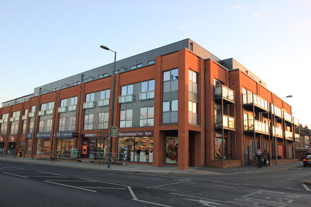 1 bed Apartment for rent in Surbiton. From Greenfield Estate Agents - Surbiton