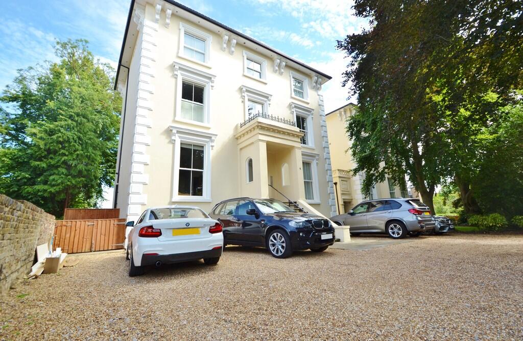 2 bed Apartment for rent in Surbiton. From Greenfield Estate Agents - Surbiton