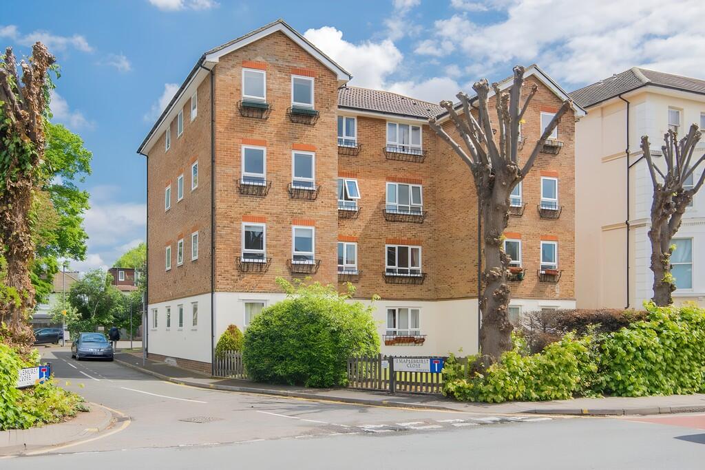 2 bed Apartment for rent in Kingston upon Thames. From Greenfield Estate Agents - Surbiton