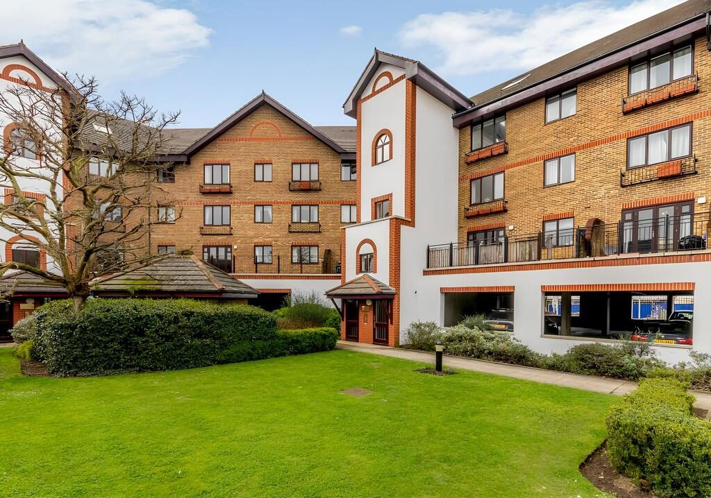 2 bed Apartment for rent in Kingston upon Thames. From Greenfield Estate Agents - Surbiton