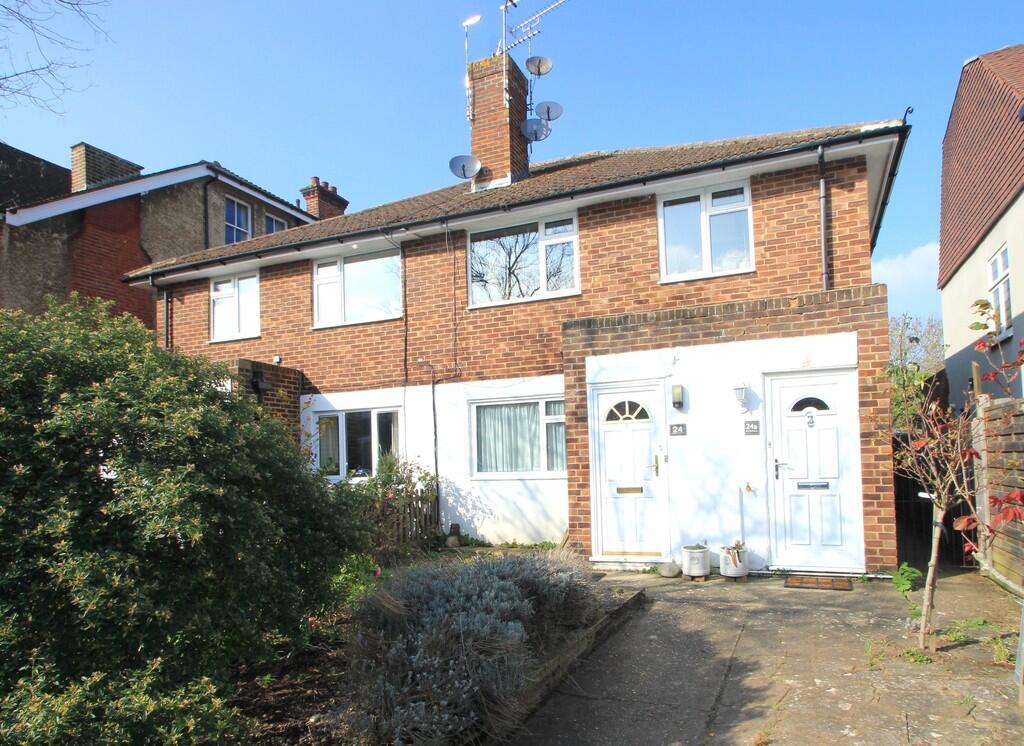 2 bed House (unspecified) for rent in Kingston upon Thames. From Greenfield Estate Agents - Surbiton