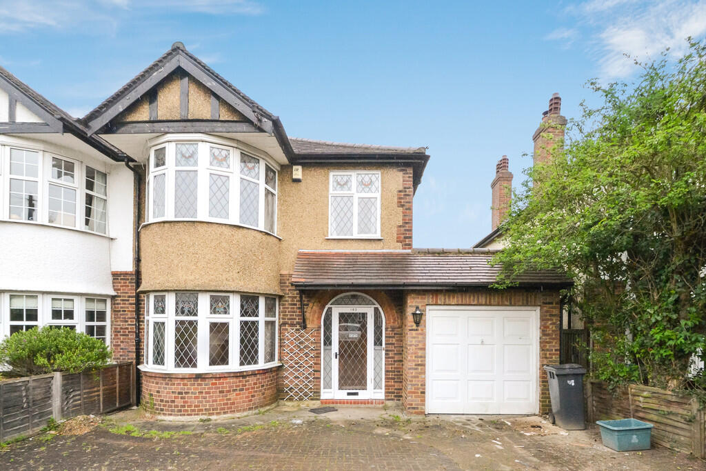 3 bed Semi Detached for rent in Surbiton. From Greenfield Estate Agents - Surbiton