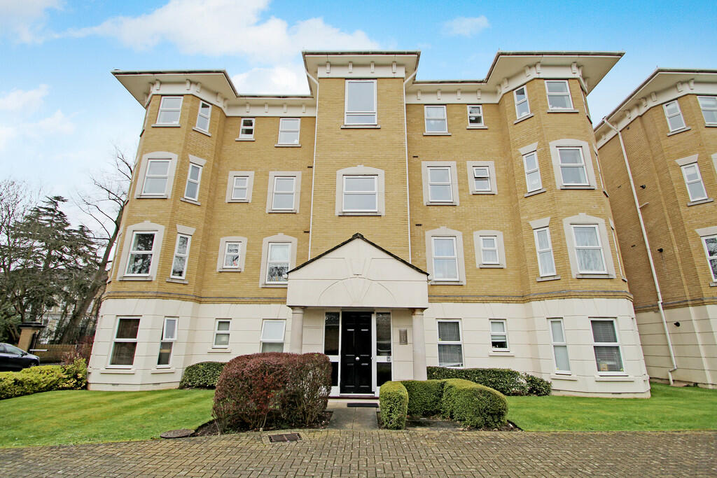 2 bed Apartment for rent in Surbiton. From Greenfield Estate Agents - Surbiton