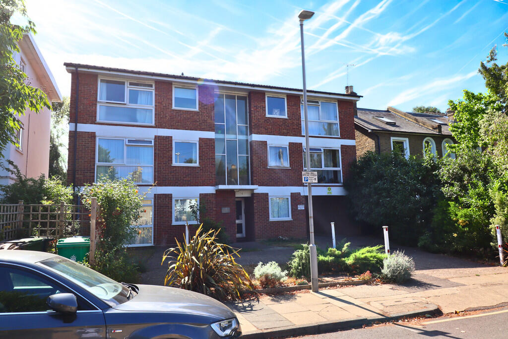 2 bed Apartment for rent in Kingston upon Thames. From Greenfield Estate Agents - Surbiton