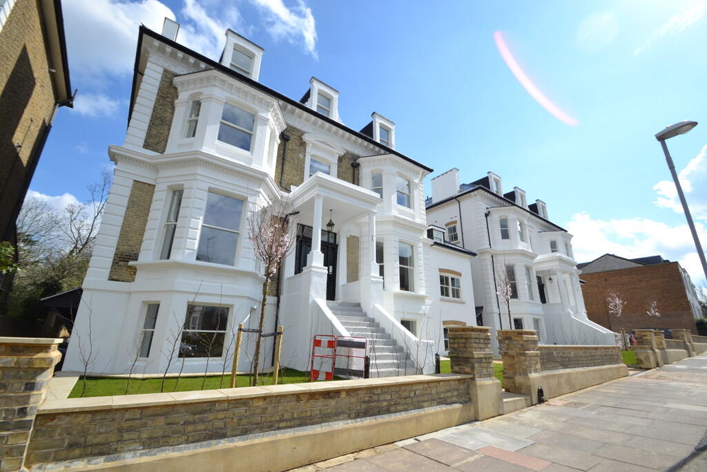 2 bed Apartment for rent in Surbiton. From Greenfield Estate Agents - Surbiton
