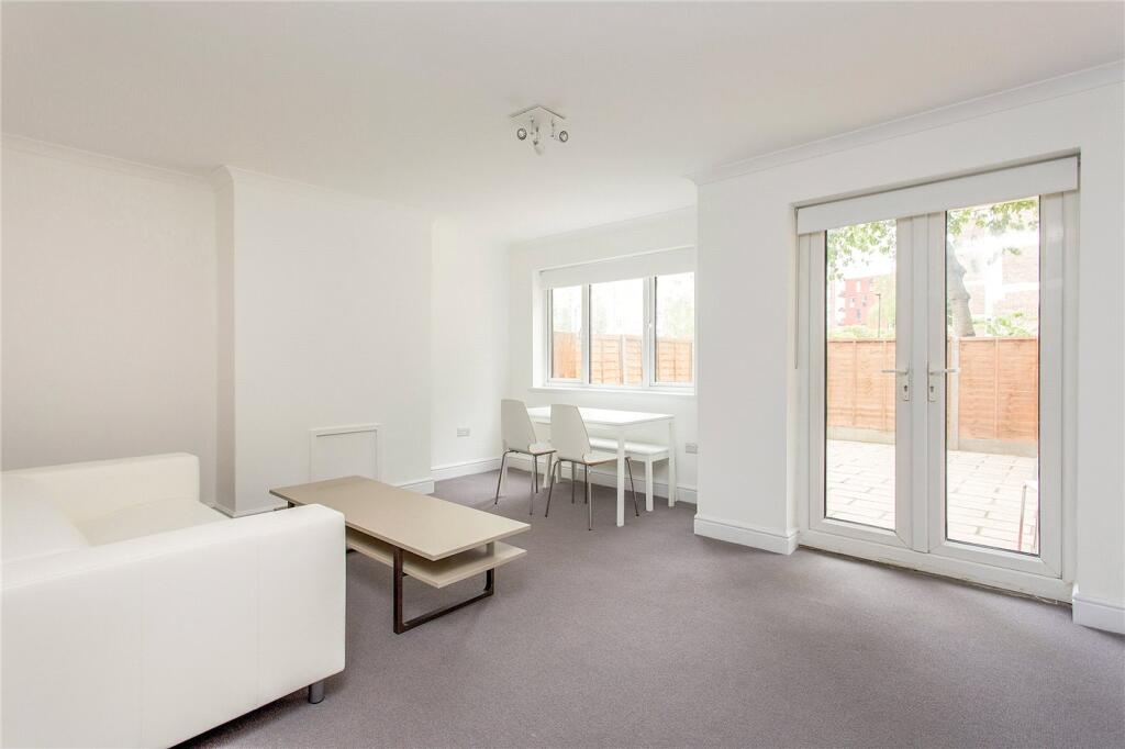 3 bed House (unspecified) for rent in London. From Winkworth - Islington