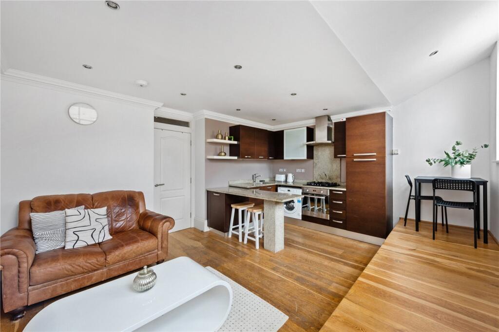 2 bed Apartment for rent in London. From Winkworth - Highbury
