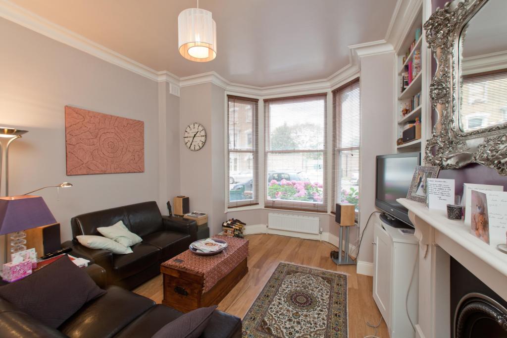 1 bed Apartment for rent in London. From Winkworth - Highbury