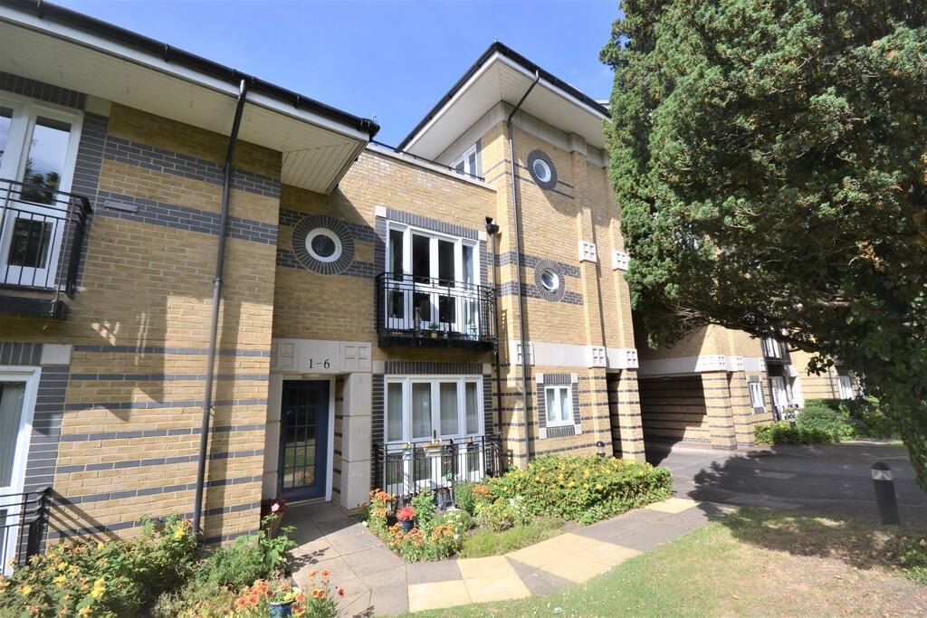 3 bed Apartment for rent in Saffron Walden. From Arkwright & Co - Saffron Walden