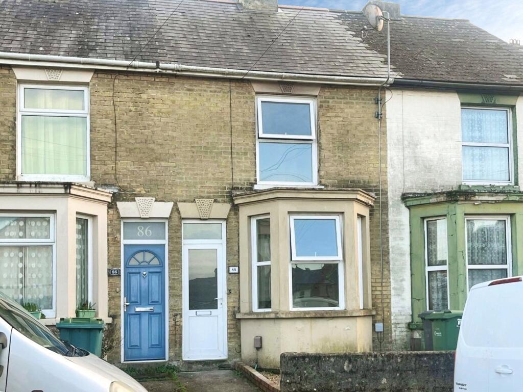 2 bed Mid Terraced House for rent in Cowes. From Hose Rhodes Dickson - Cowes 2 bed Mid Terraced House for rent in Cowes. From Hose Rhodes Dickson - Cowes