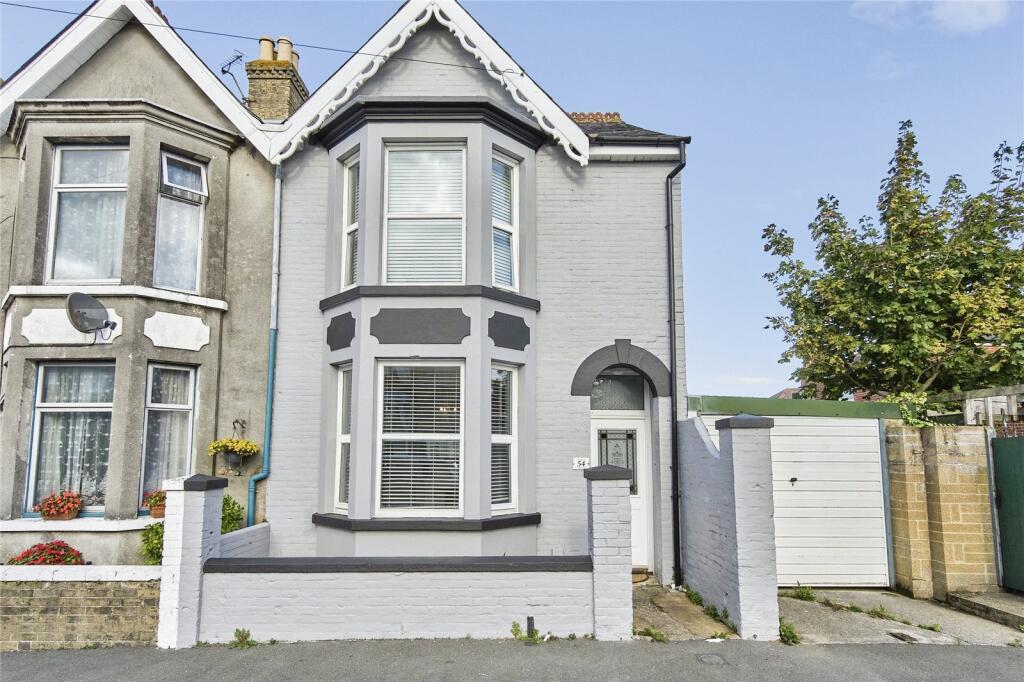 3 bed Mid Terraced House for rent in Cowes. From Hose Rhodes Dickson - Cowes