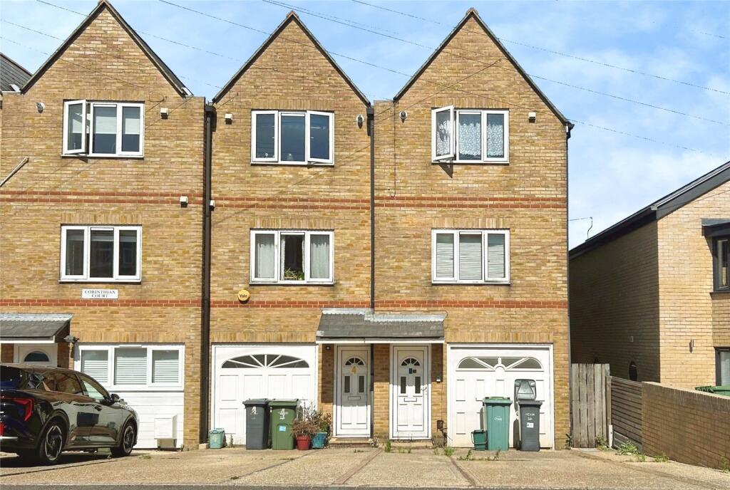 3 bed Detached for rent in Cowes. From Hose Rhodes Dickson - Cowes 3 bed Detached for rent in Cowes. From Hose Rhodes Dickson - Cowes