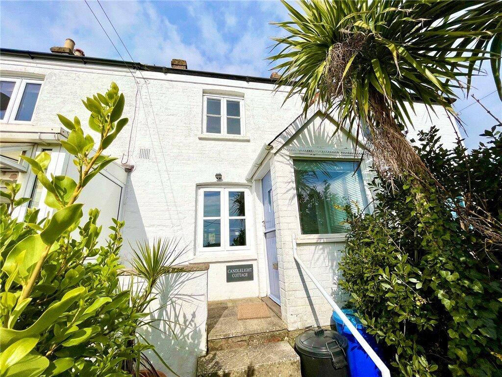 2 bed Mid Terraced House for rent in Brading. From Hose Rhodes Dickson - Ryde 2 bed Mid Terraced House for rent in Brading. From Hose Rhodes Dickson - Ryde