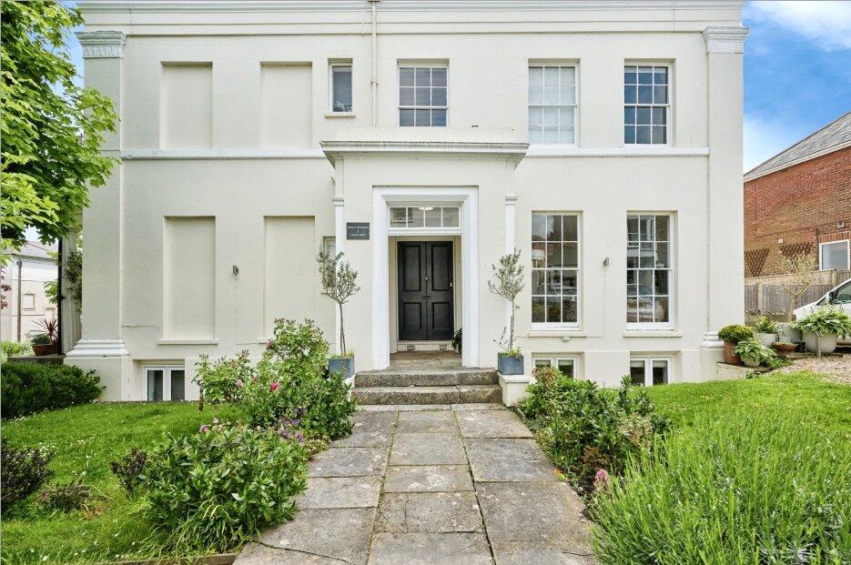 2 bed 1st Floor Flat for rent in Ryde. From Hose Rhodes Dickson - Ryde