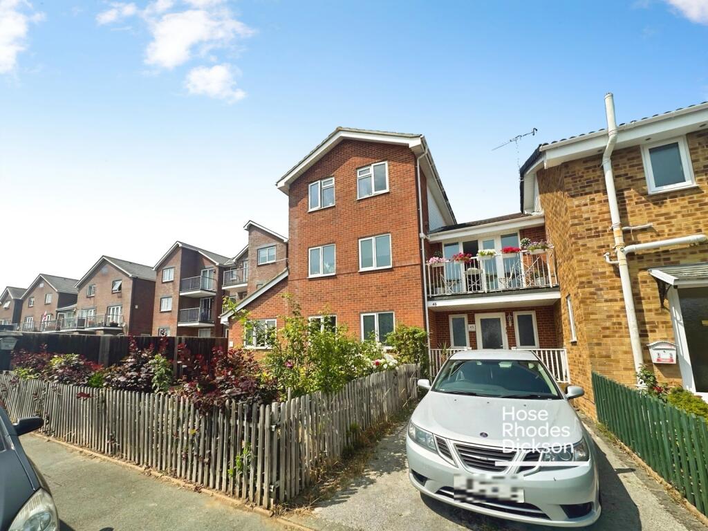 2 bed 1st Floor Flat for rent in St Helens. From Hose Rhodes Dickson - Ryde 2 bed 1st Floor Flat for rent in St Helens. From Hose Rhodes Dickson - Ryde