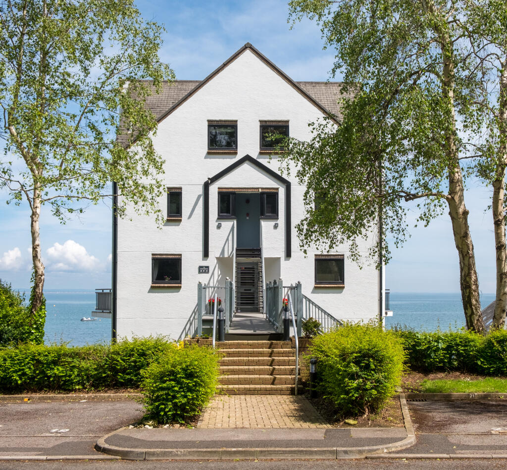 2 bed 1st Floor Flat for rent in Seaview. From Hose Rhodes Dickson - Ryde 2 bed 1st Floor Flat for rent in Seaview. From Hose Rhodes Dickson - Ryde
