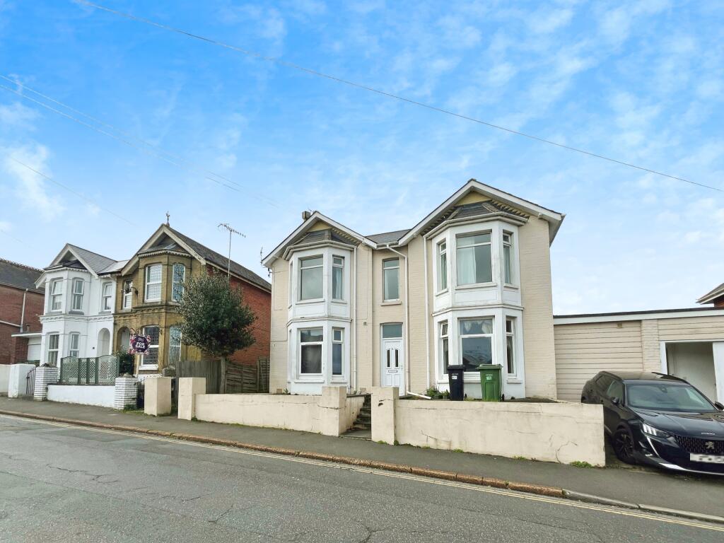 2 bed Apartment for rent in Shanklin. From Hose Rhodes Dickson - Shanklin