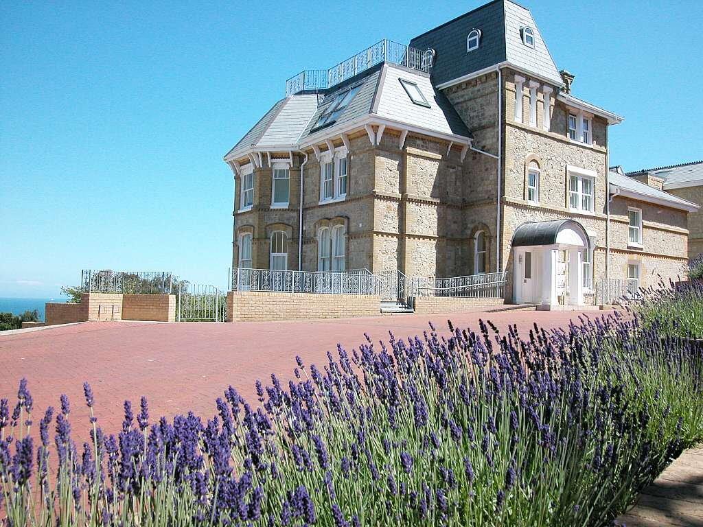 2 bed 1st Floor Flat for rent in Shanklin. From Hose Rhodes Dickson - Shanklin 2 bed 1st Floor Flat for rent in Shanklin. From Hose Rhodes Dickson - Shanklin
