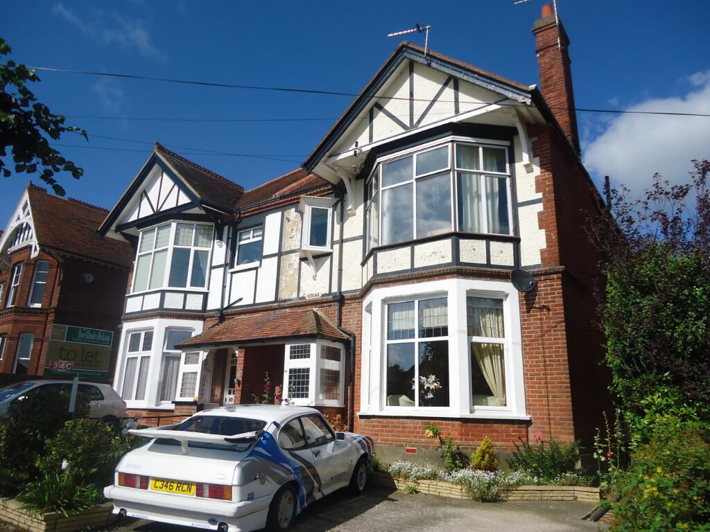 1 bed 1st Floor Flat for rent in Sandown. From Hose Rhodes Dickson - Shanklin