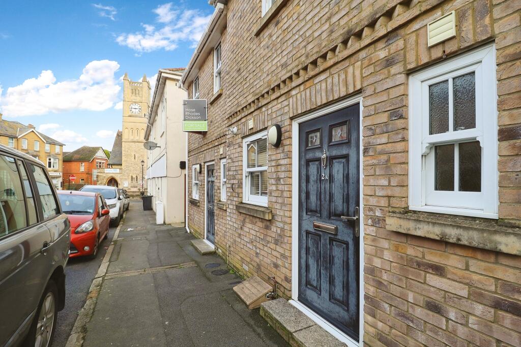 2 bed Detached for rent in Shanklin. From Hose Rhodes Dickson - Shanklin