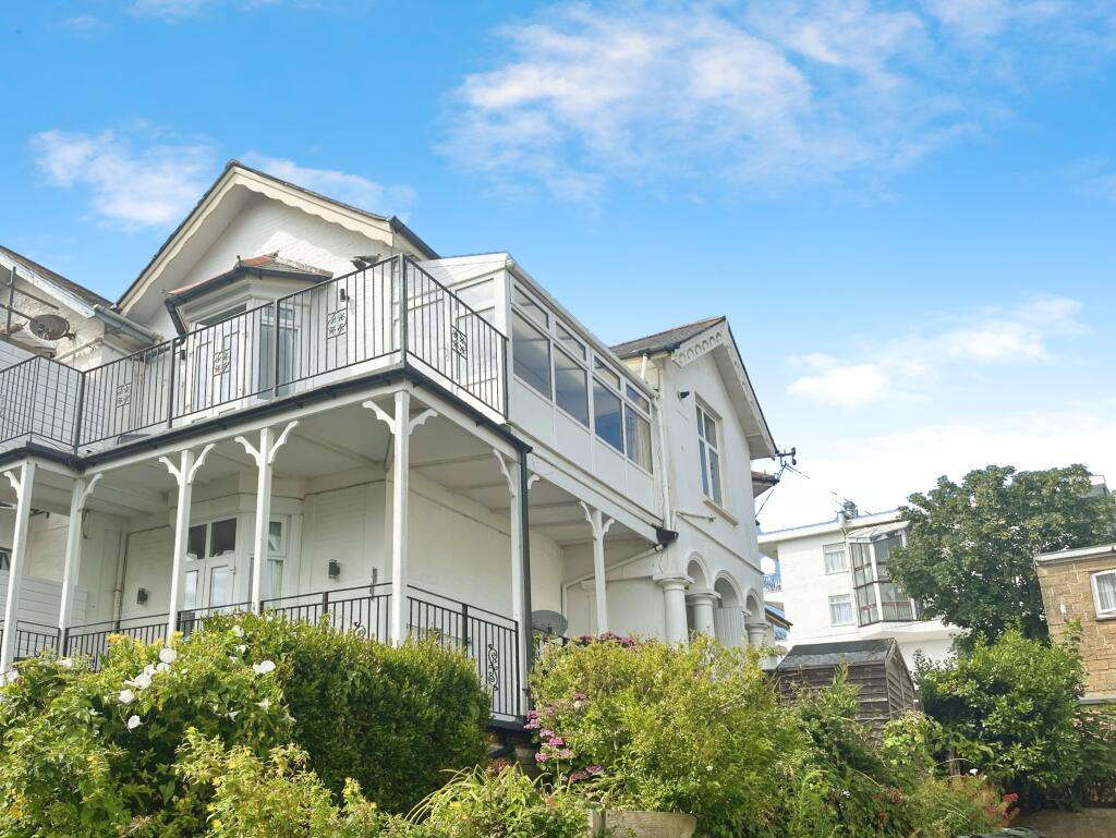 2 bed 1st Floor Flat for rent in Shanklin. From Hose Rhodes Dickson - Shanklin 2 bed 1st Floor Flat for rent in Shanklin. From Hose Rhodes Dickson - Shanklin