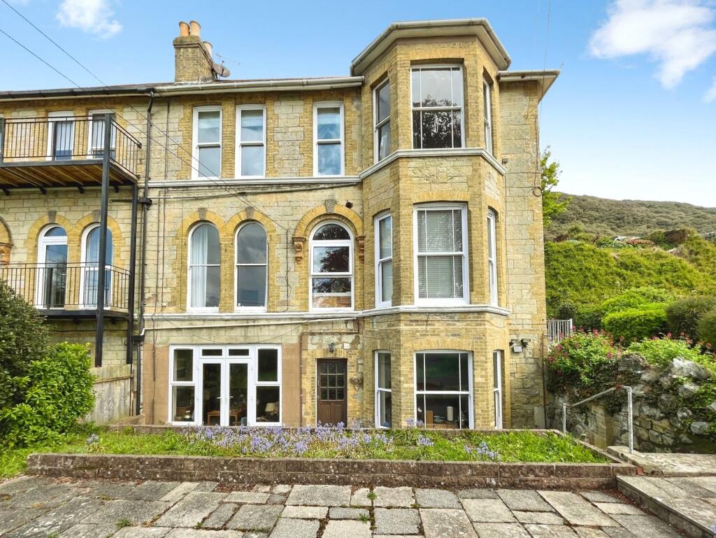 2 bed 1st Floor Flat for rent in Ventnor. From Hose Rhodes Dickson - Shanklin 2 bed 1st Floor Flat for rent in Ventnor. From Hose Rhodes Dickson - Shanklin
