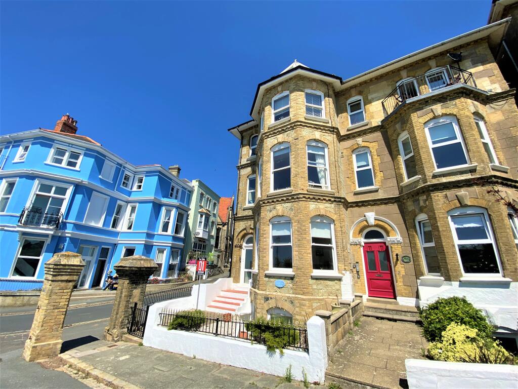 1 bed 1st Floor Flat for rent in Ventnor. From Hose Rhodes Dickson - Shanklin 1 bed 1st Floor Flat for rent in Ventnor. From Hose Rhodes Dickson - Shanklin