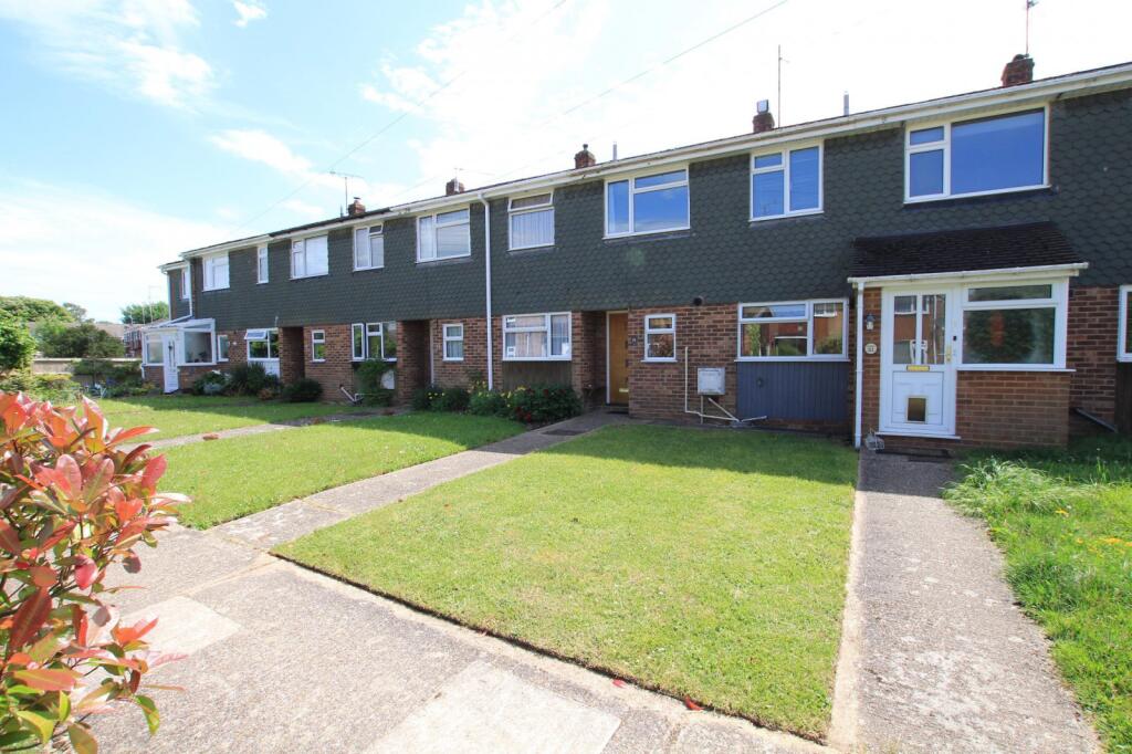 3 bed Mid Terraced House for rent in Pangbourne. From Davis Tate - Pangbourne 3 bed Mid Terraced House for rent in Pangbourne. From Davis Tate - Pangbourne