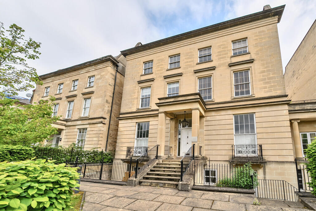 2 bed Apartment for rent in Reading. From Davis Tate - Reading