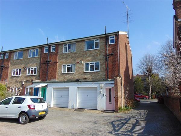2 bed Apartment for rent in Reading. From Davis Tate - Reading