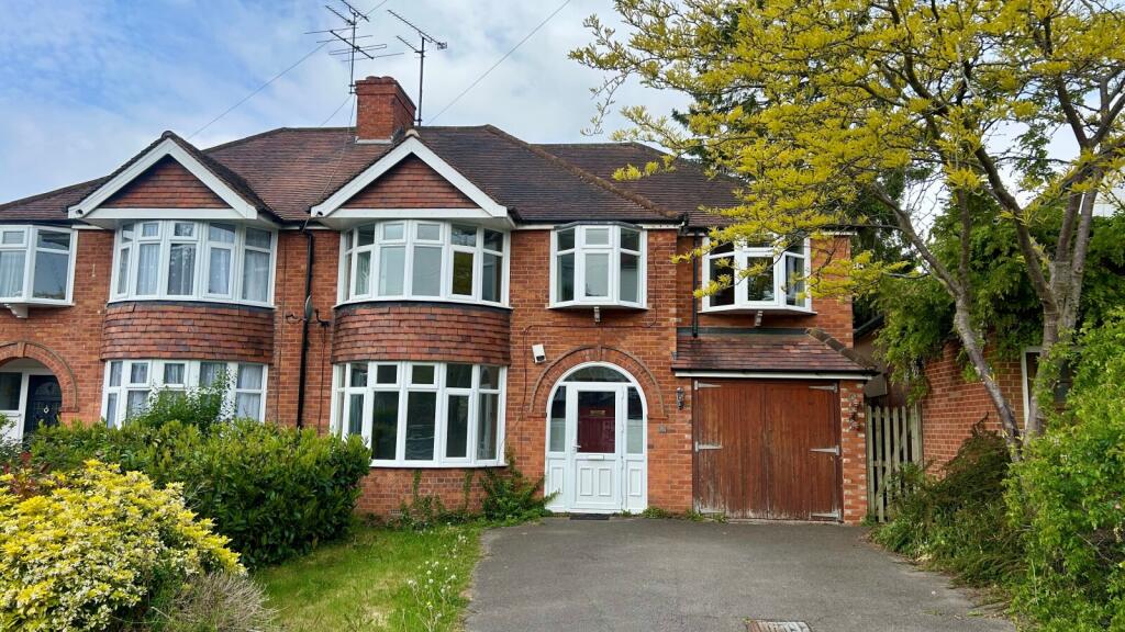 4 bed Semi Detached for rent in Chazey Heath. From Davis Tate - Reading