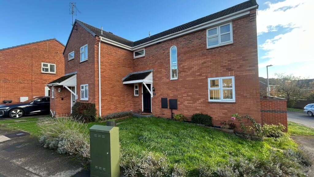 3 bed Semi Detached for rent in Shinfield. From Davis Tate - Reading