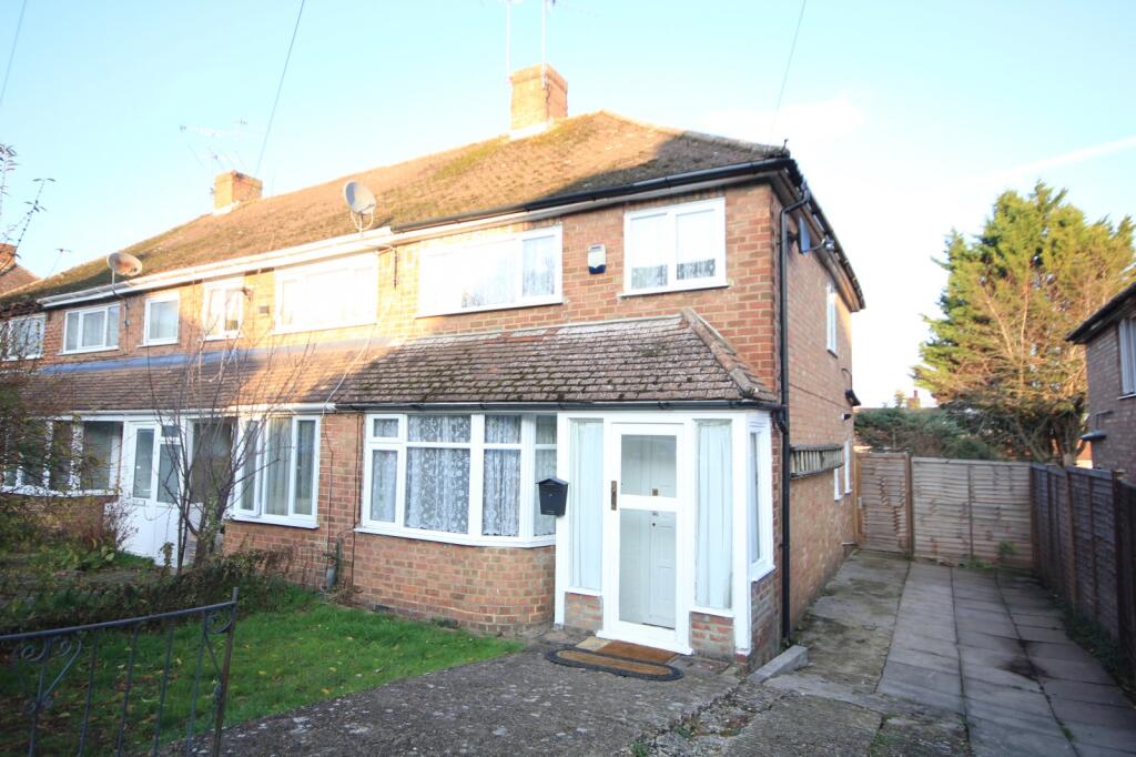 3 bed Semi Detached for rent in Burghfield. From Davis Tate - Reading