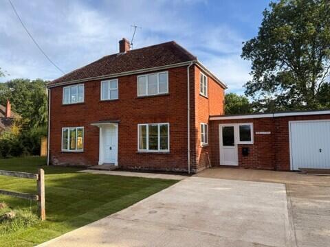 2 bed Detached for rent in Hurst. From Davis Tate - Twyford